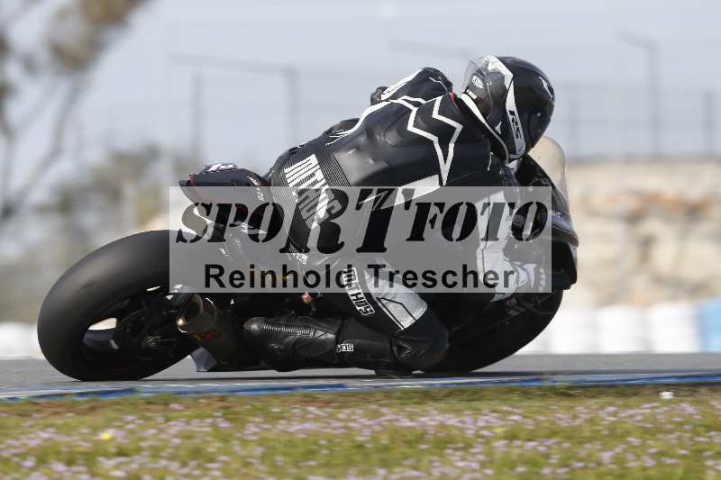 /Archiv-2024/02 29.01.-02.02.2024 Moto Center Thun Jerez/Gruppe schwarz-black/backside